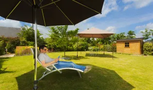 5 astuces pour avoir de l’ombre et embellir son jardin