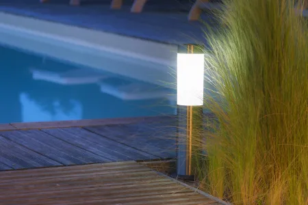 Borne solaire à planter sans fil, éclairage décoratif pour terrasses ou allées de jardin
